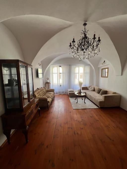 City Center Apartment バンスカー・ビストリツァ エクステリア 写真