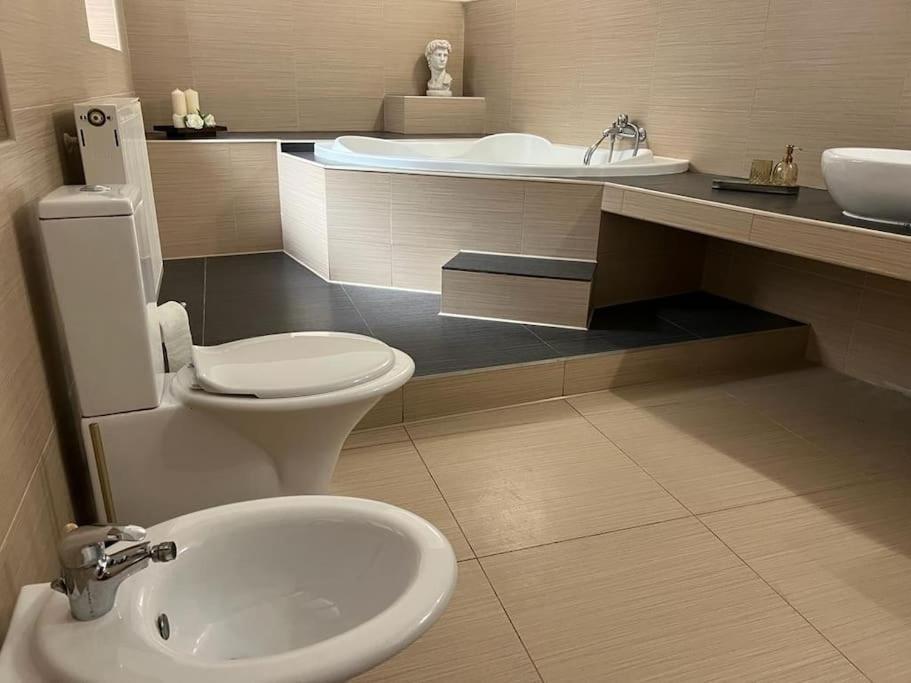 City Center Apartment バンスカー・ビストリツァ エクステリア 写真
