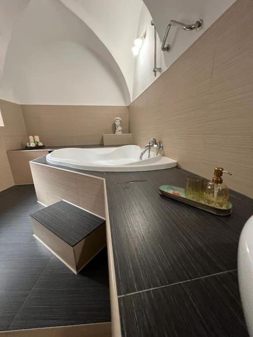 City Center Apartment バンスカー・ビストリツァ エクステリア 写真