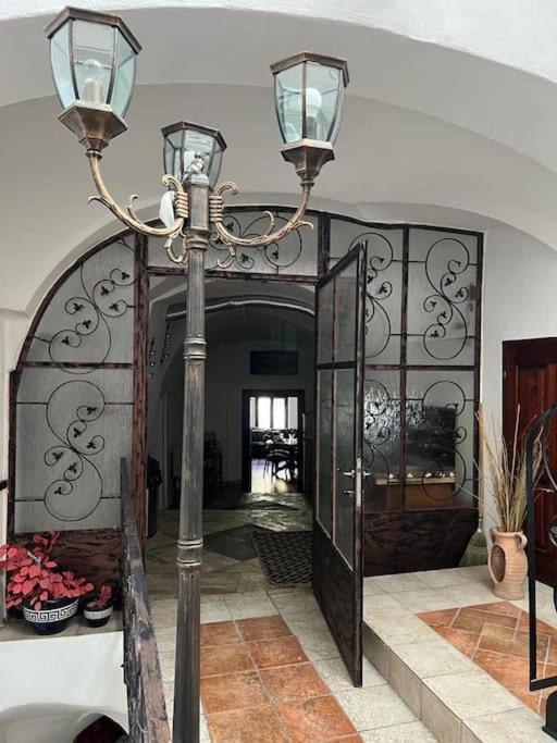 City Center Apartment バンスカー・ビストリツァ エクステリア 写真